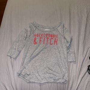 A&F 3/4 sleeve gray shirt